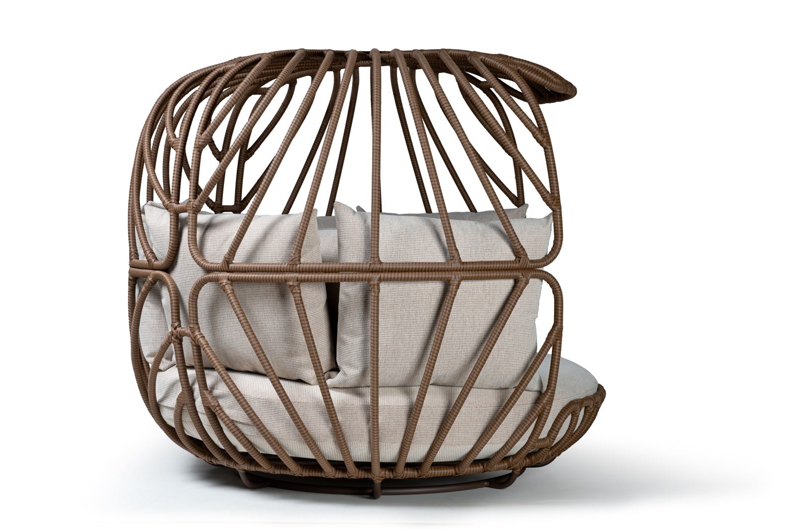 Chaise Tulip com cobertura — lateral