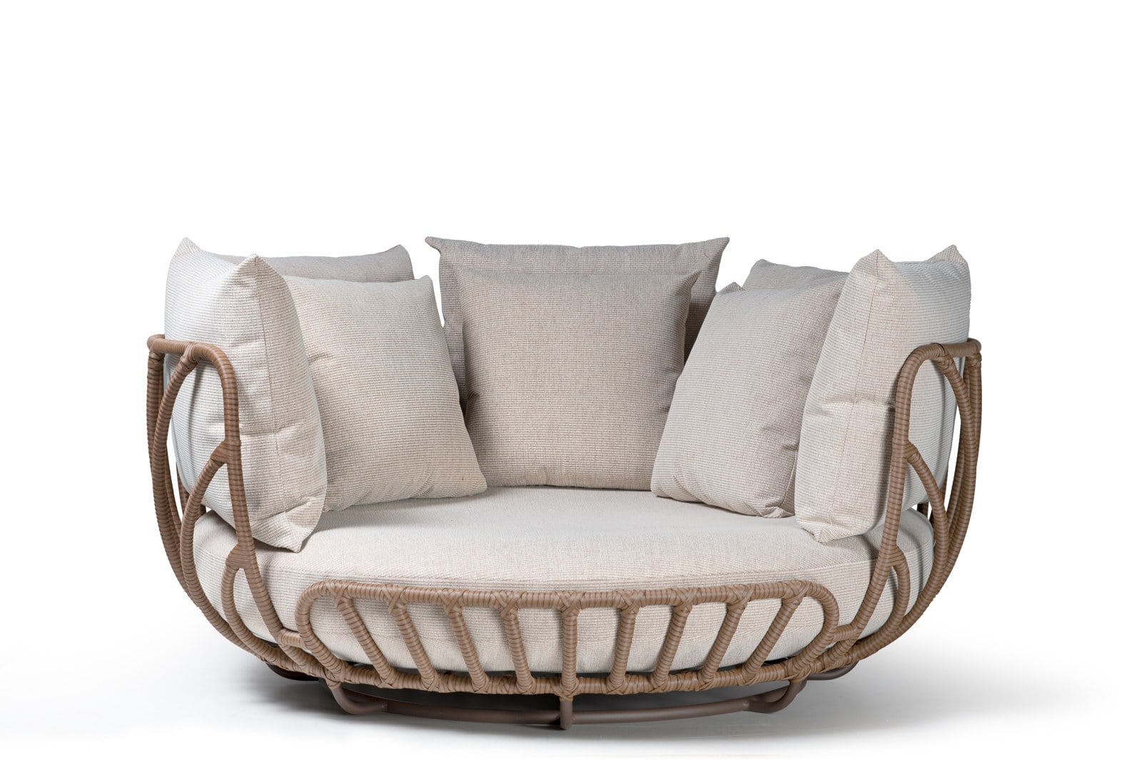 Chaise Tulip sem cobertura — still frontal