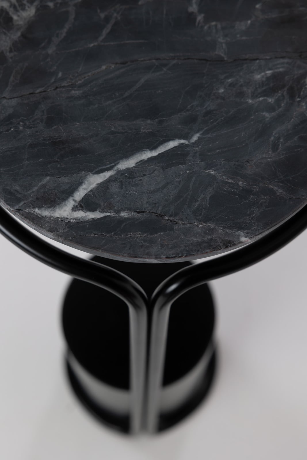 mesa de apoio inere
