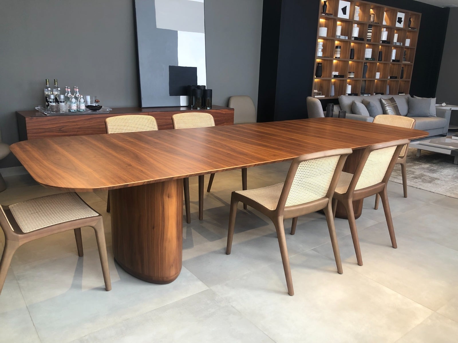 Mesa Jantar Batu