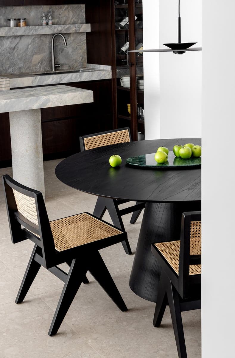 Mesa Jantar Spin