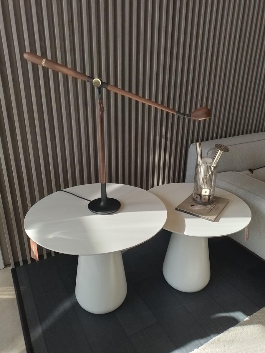 Mesa Lateral Yanshi