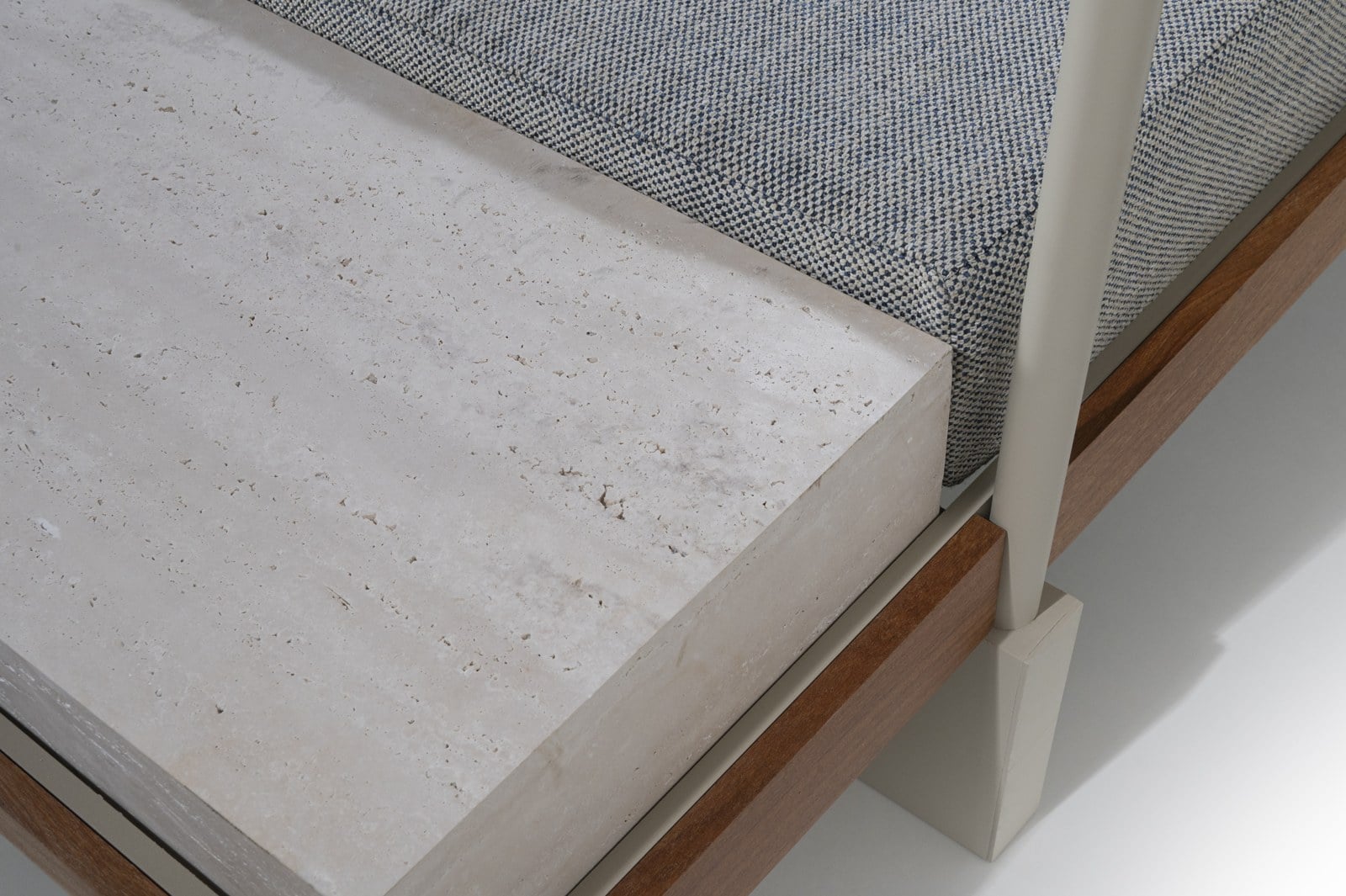 Sofá Prumo — detalhe